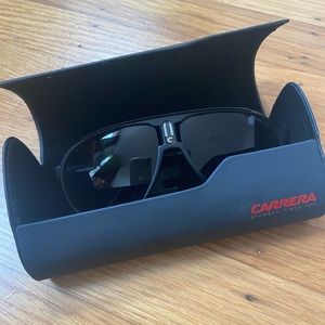 Carrera aviators Champion. Black polarized sunglasses